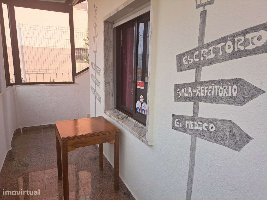 Moradia - Unifamiliar - Grande imagem: 3/25