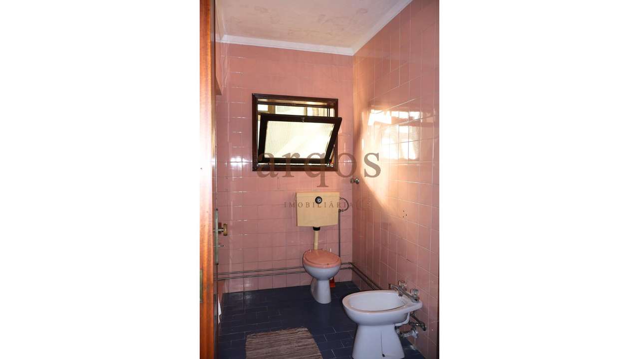 Moradia Isolada T4+1 em Lourosa-6