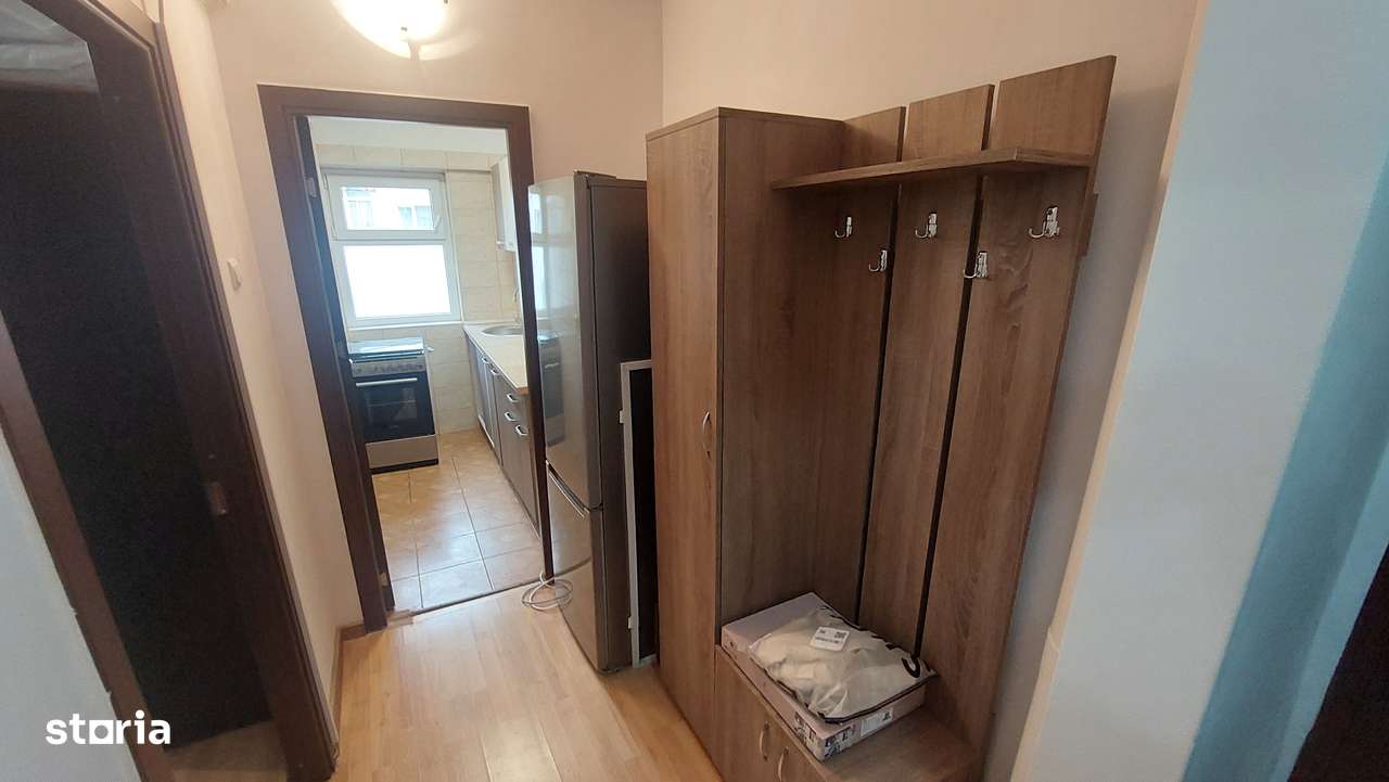 Vindem garsoniera Confort 1 Etaj 3 cu balcon pe camera-7