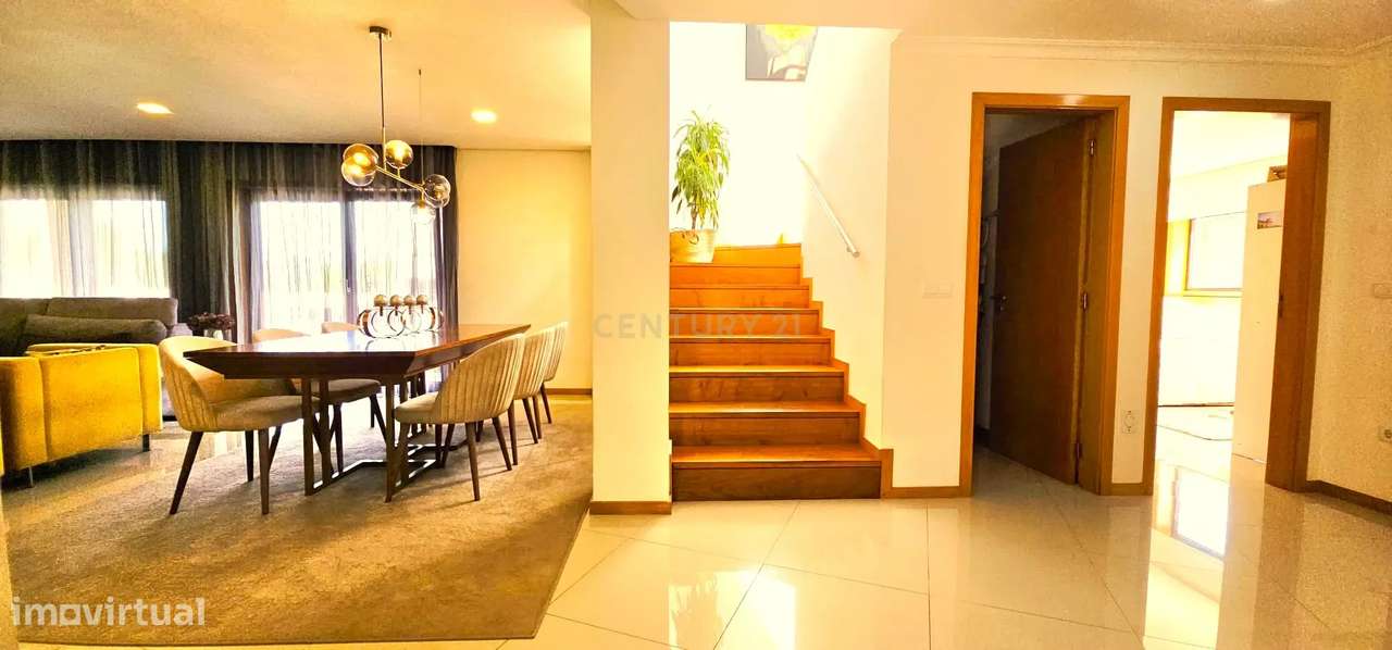 Moderna Moradia T4 com Piscina em Aldreu, Barcelos-19
