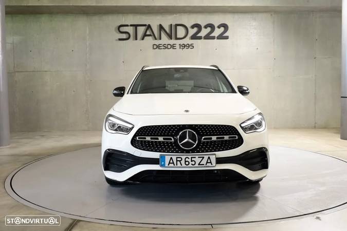 Mercedes-Benz GLA 180 d AMG Line - 2