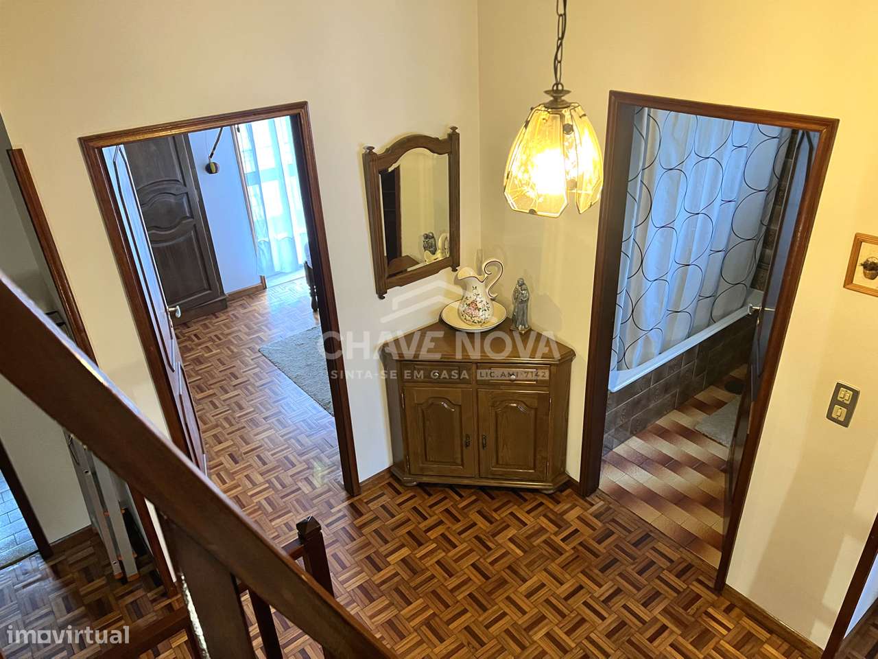 Moradia T4 com jardim e garagem em Ermesinde-21