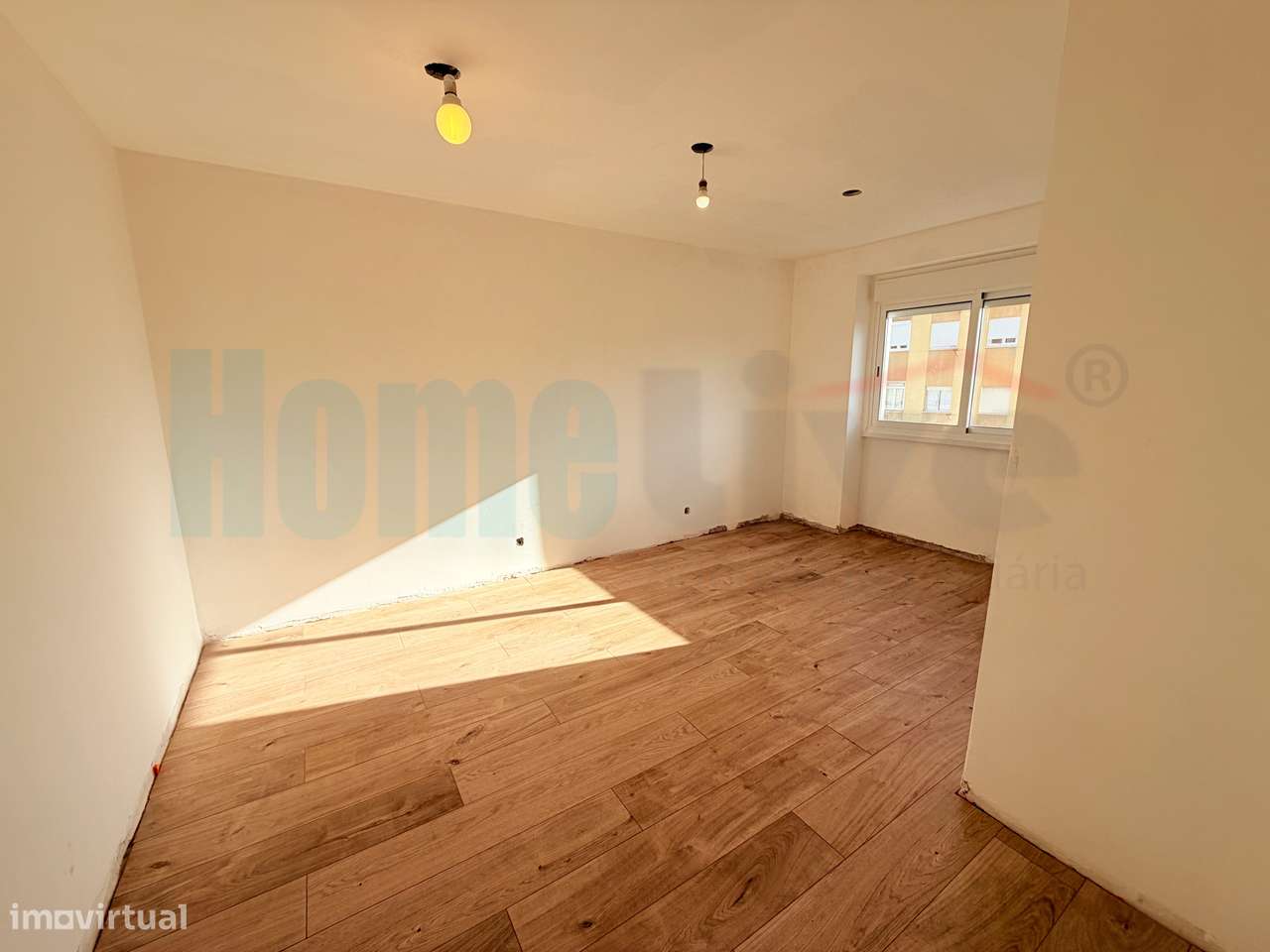 Apartamento T3 Remodelado Alverca, Próximo da Estação de Comboios - Grande imagem: 5/19