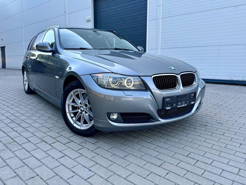 BMW 3 Series E90/E91/E92/E93 (2005-2012) 2010
