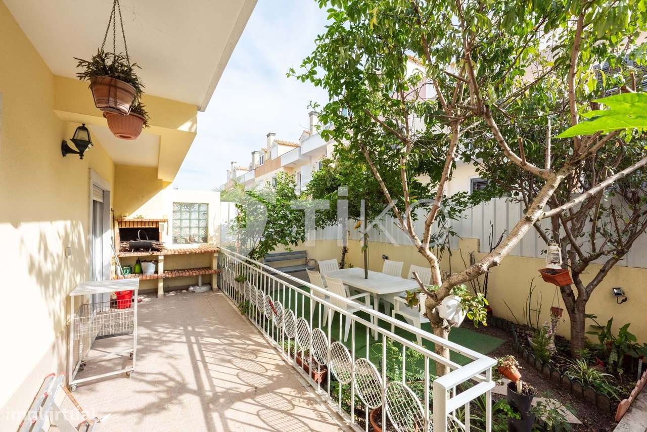 Moradia, 342 m², Charneca de Caparica e Sobreda-54