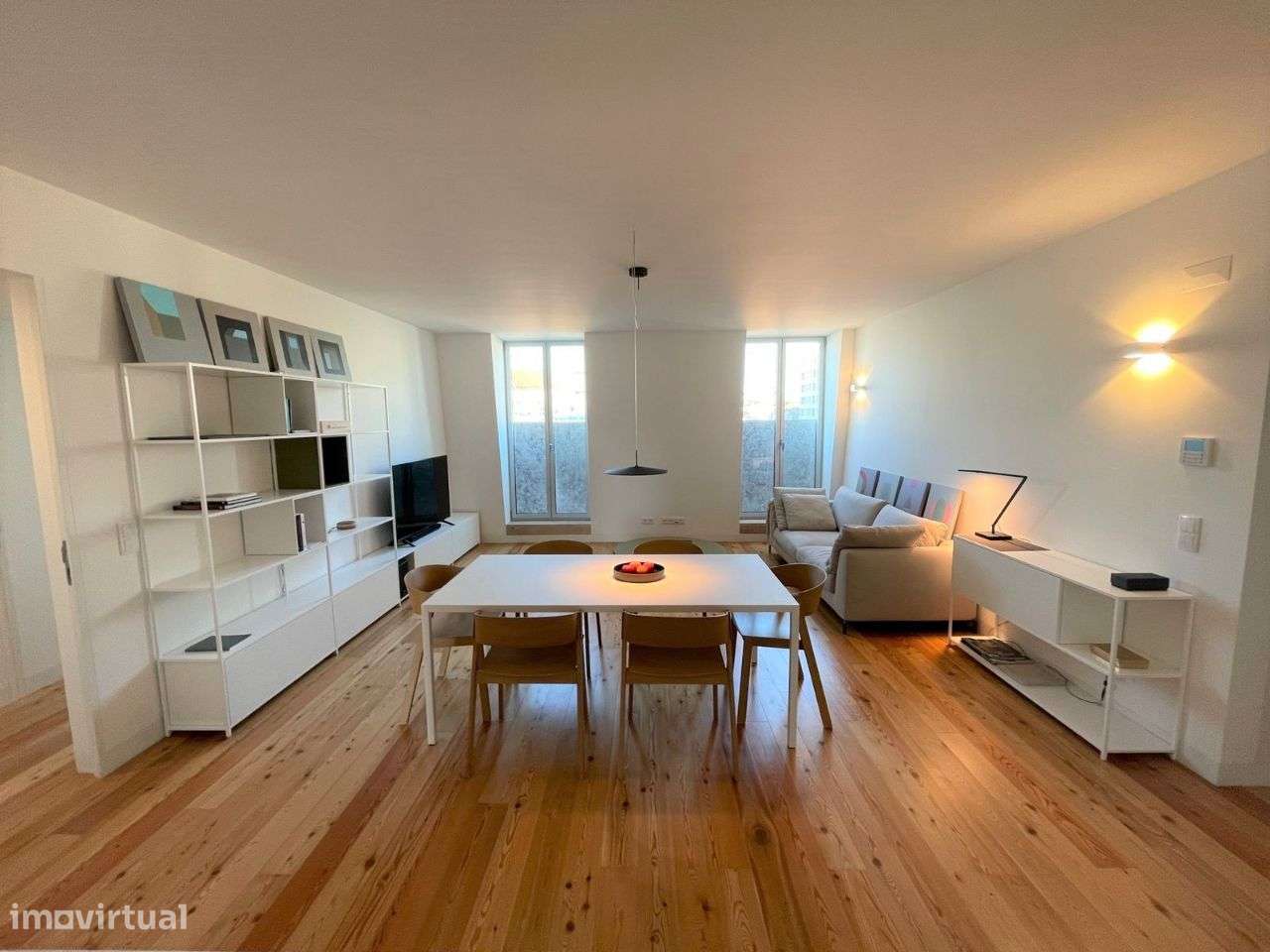 2 Suites Luxo Recente Mobilado Coz equipada AC e Aquec Central - Grande imagem: 2/36