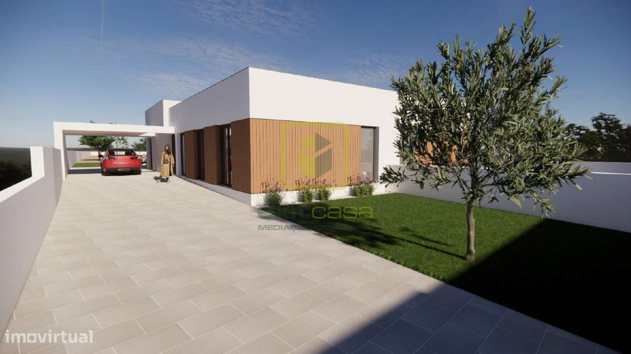 Moradia em Fase de Projeto-0