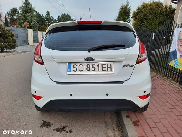 Ford Fiesta 1.25 Ambiente - 26