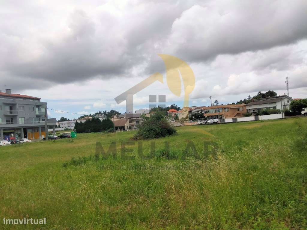 TERRENO COM PROJECTO-7