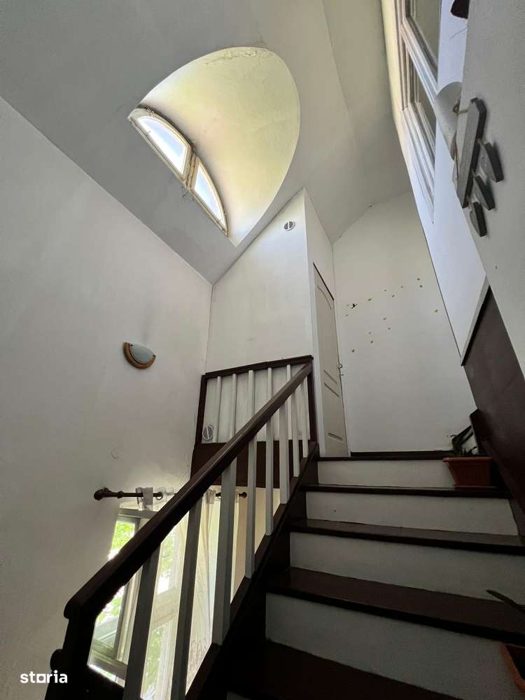 Casă Centrală 125mp + 124mp amenajabil str Mihai V colț cu str Verii-3