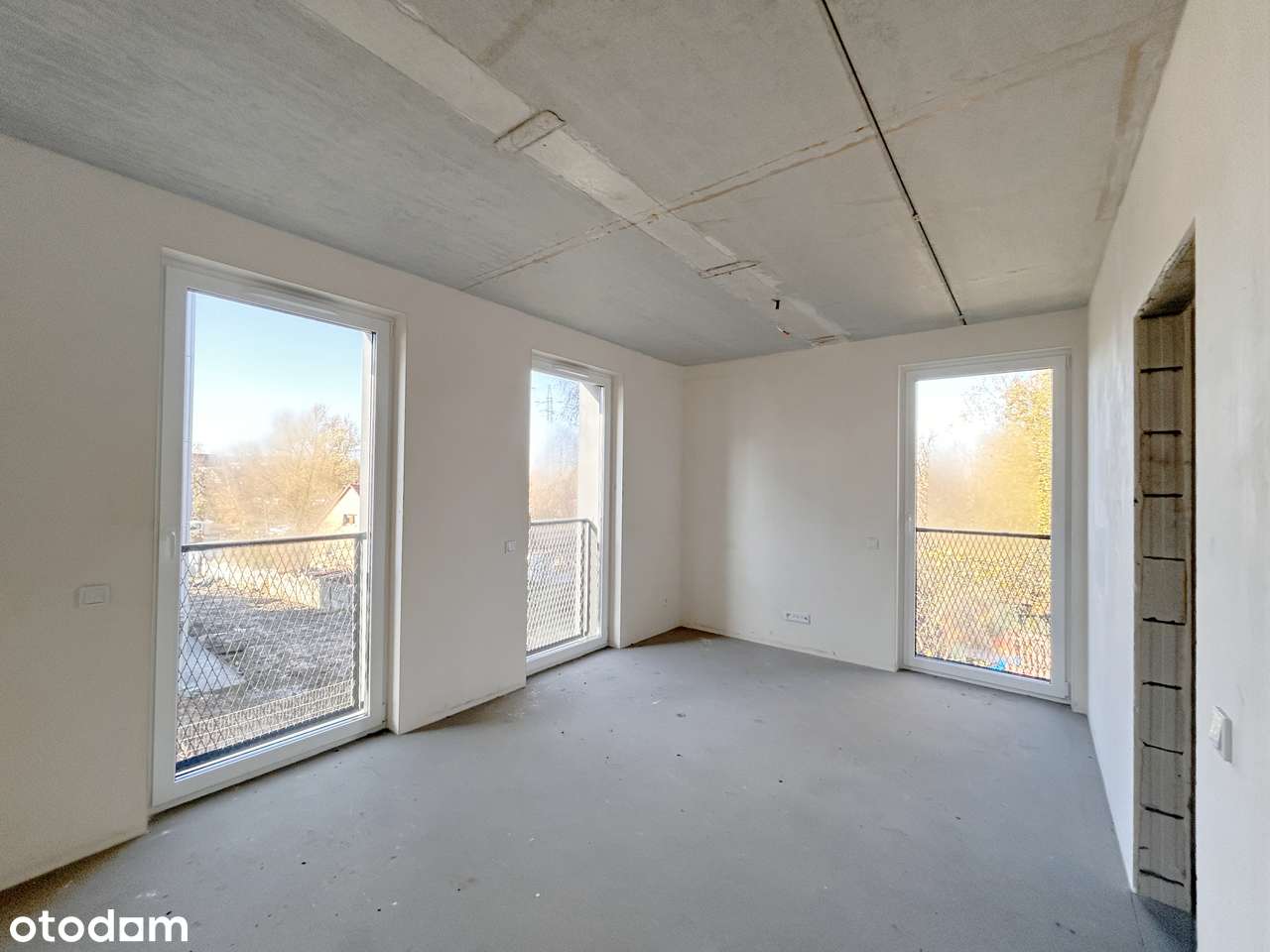 Unikatowa oferta. 3 kondygnacyjne z balkonem i ogródkiem-5