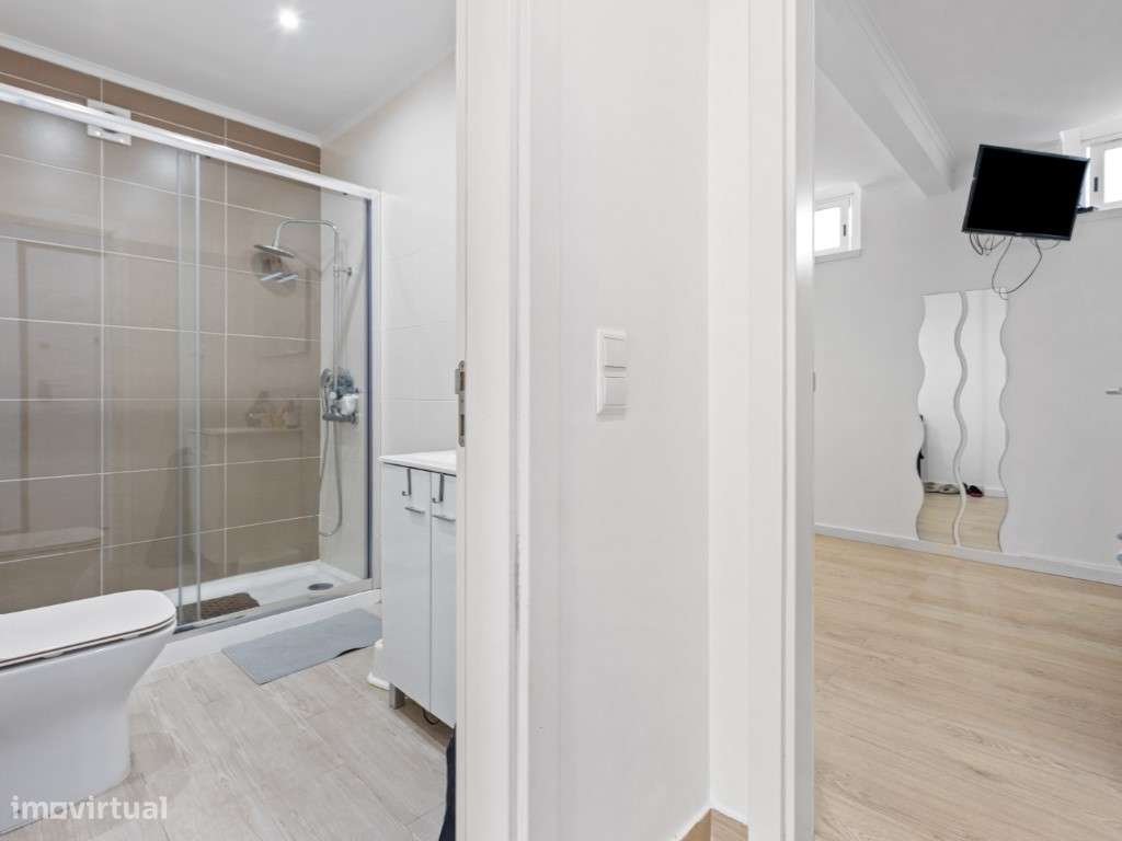 3 assoalhadas totalmente remodelado localizado junto ao 'Parque Cen...-5