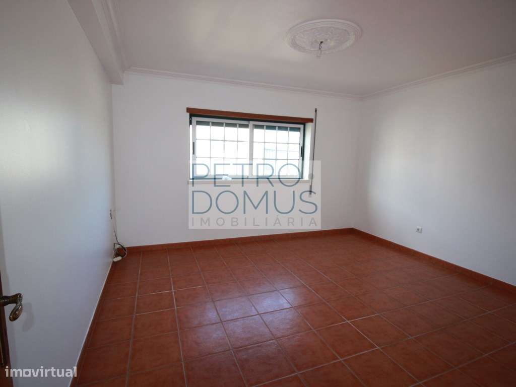 MORADIA T3 TÉRREA - REGUEIRA PONTES - Grande imagem: 4/15