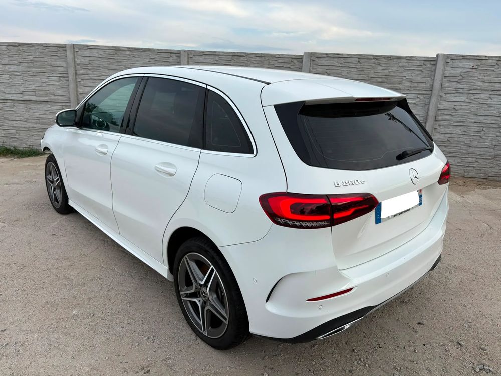 Mercedes-Benz B W247 (2018-) 250 e 8G-DCT AMG Line 2022
