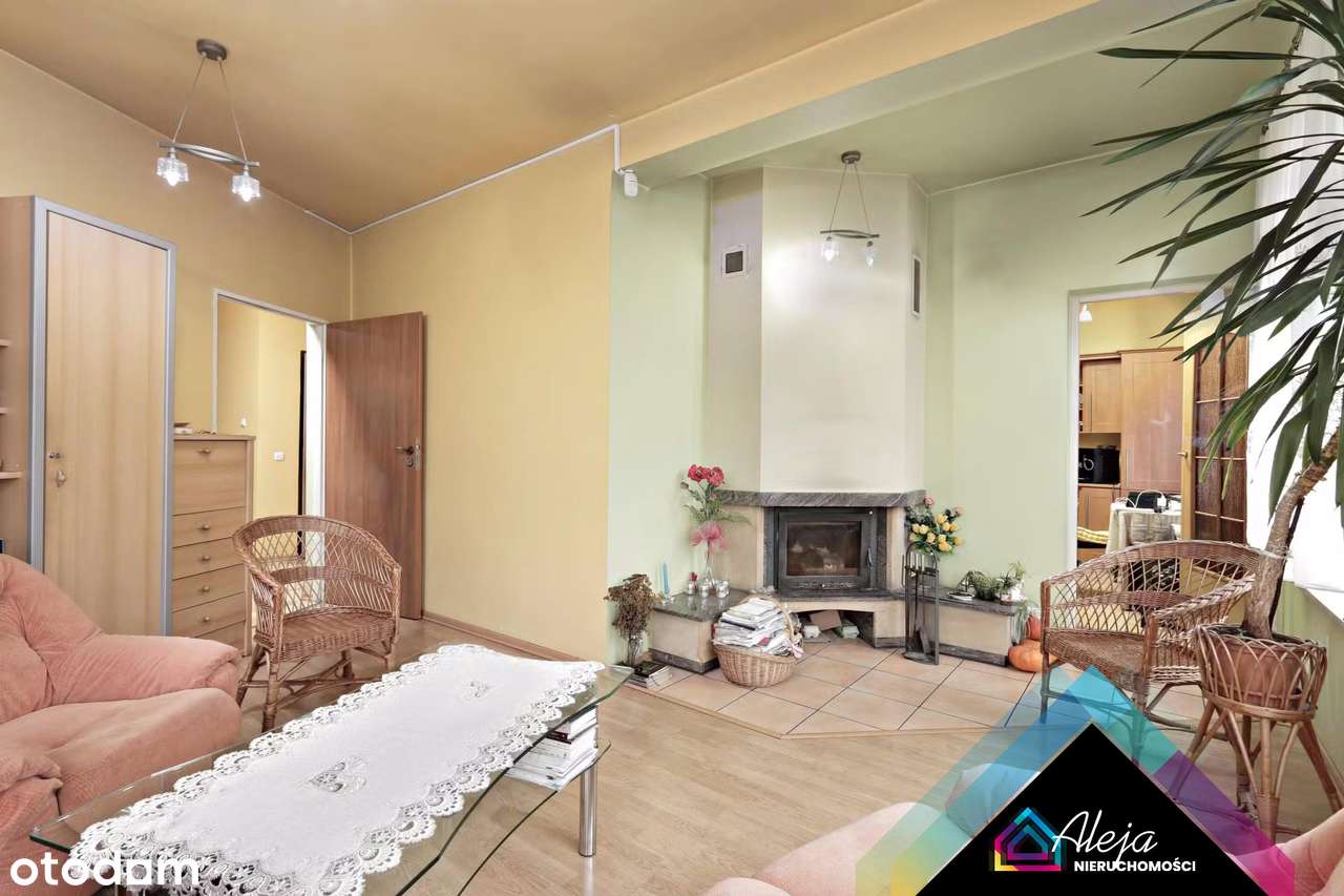 Uniwersalny Dom 350m.kw. czeka na Ciebie!-7