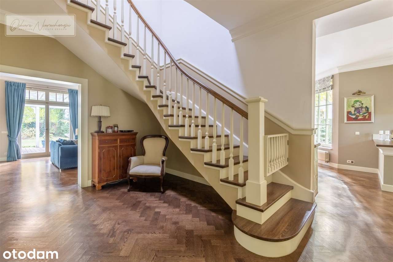 Luksusowy dom w Zalesiu Dolnym-10