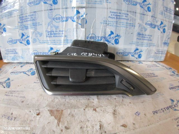 Grelha Friso 9633131777 PEUGEOT 208 1 FASE 1 2013 1.6HDI 92CV 3P CASTANHO ESQ GRE VENTILAÇÃO - 1