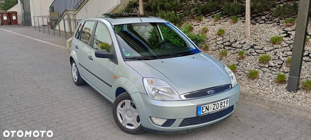 Ford Fiesta 1.4 Ghia - 1