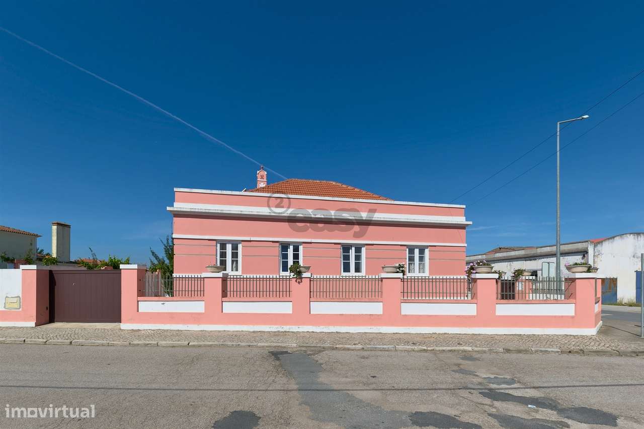 Moradia de Charme Totalmente Renovada com Piscina em Ermidas-Sado-21