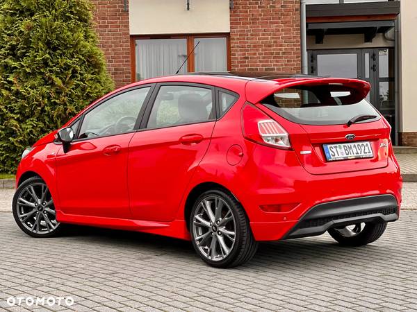 Ford Fiesta 1.0 EcoBoost S&S ST-LINE Red - 9