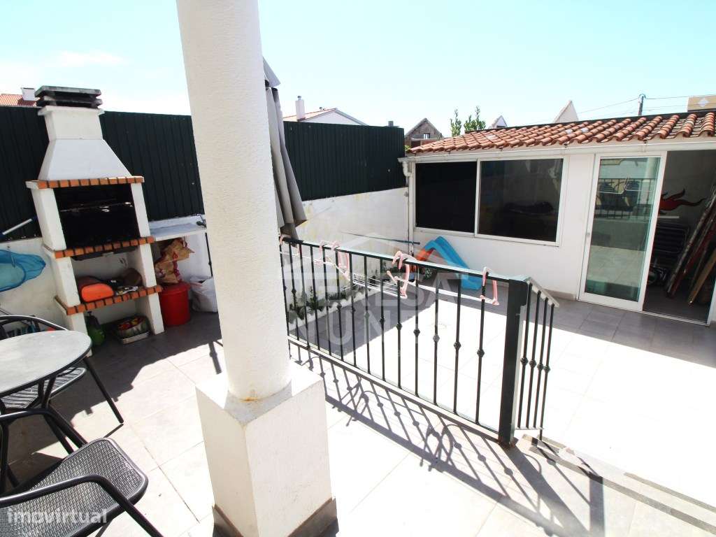 MORADIA EM BANDA V3 - QUINTA DO CONDE-7