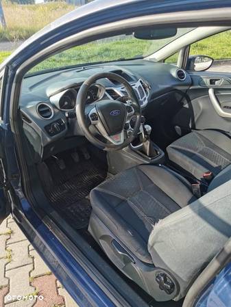 Ford Fiesta 1.6 TDCi Titanium - 8