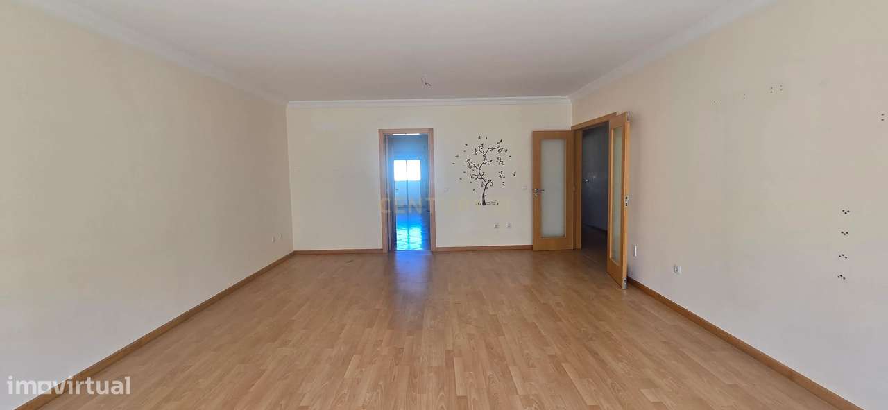 Apartamento T3 nos Fidalguinhos – Barreiro | Espaço, conforto e locali - Grande imagem: 5/22