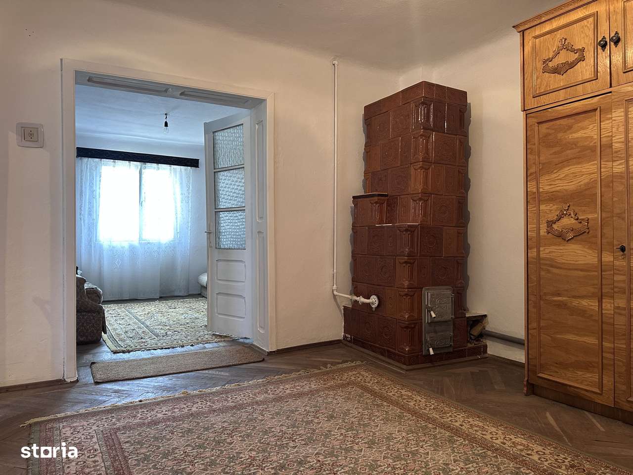 Vanzare casă cu potențial rezidențial și comercial în Pucioasa -441 mp-17