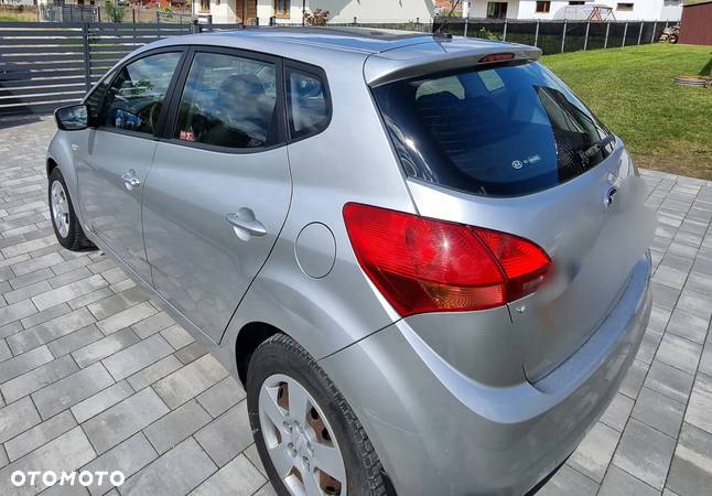 Kia Venga 1.4 CRDi L - 1