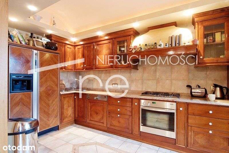 Unikatowa kamienica, Stare Dębniki, Rynek Dębnicki-4