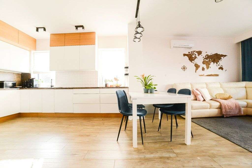 Dom z ogrodem w stanie idealnym -6 pokoi-12