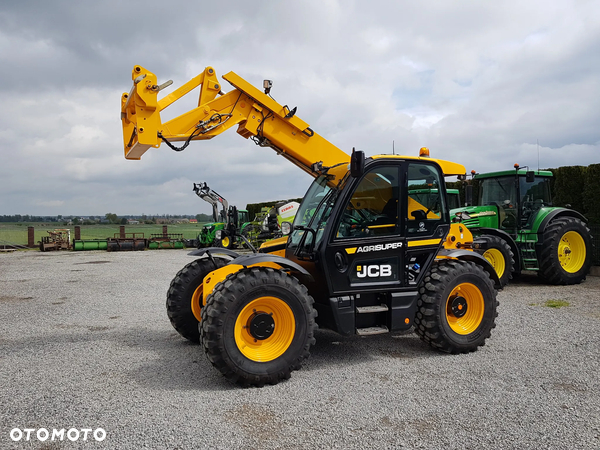 JCB 542-70 Agri Super 2020R - 22