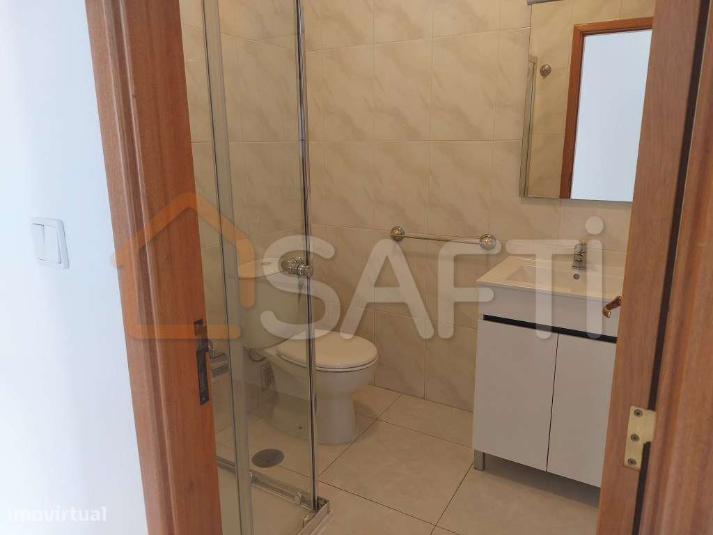 Apartamento T3 espaçoso como novo - Grande imagem: 4/25