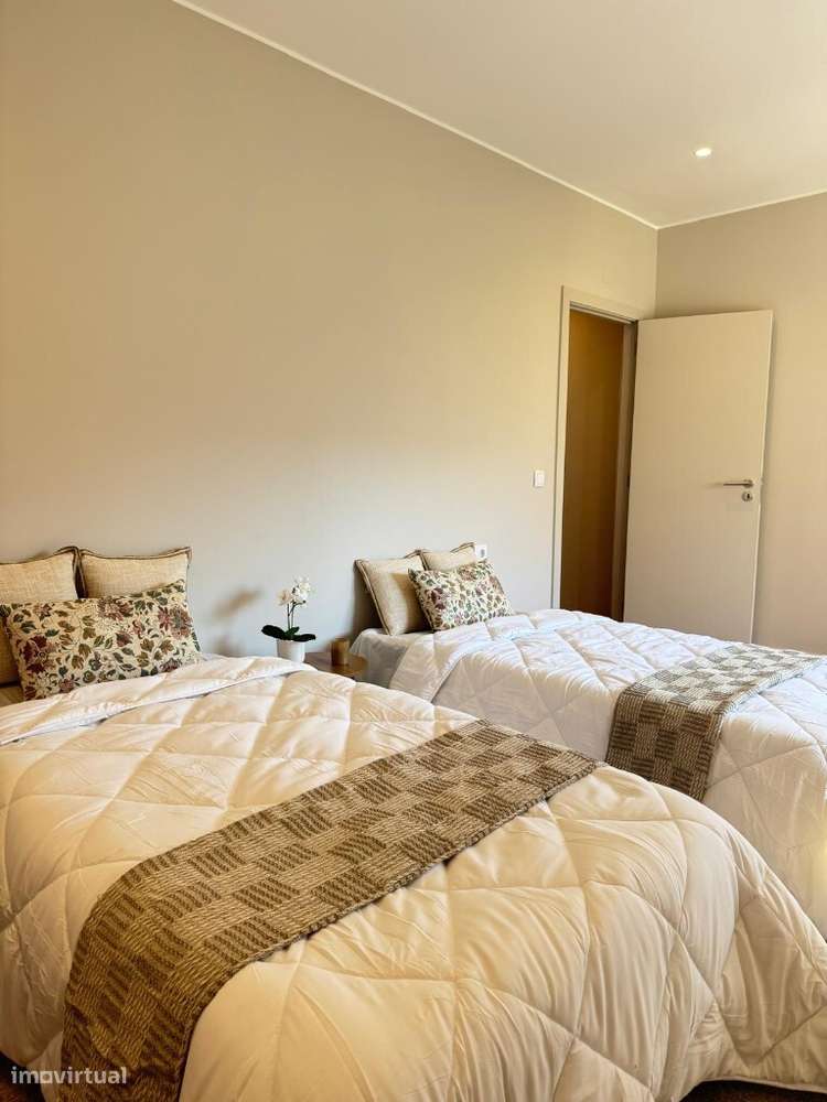 Apartamento T2 Remodelado-5