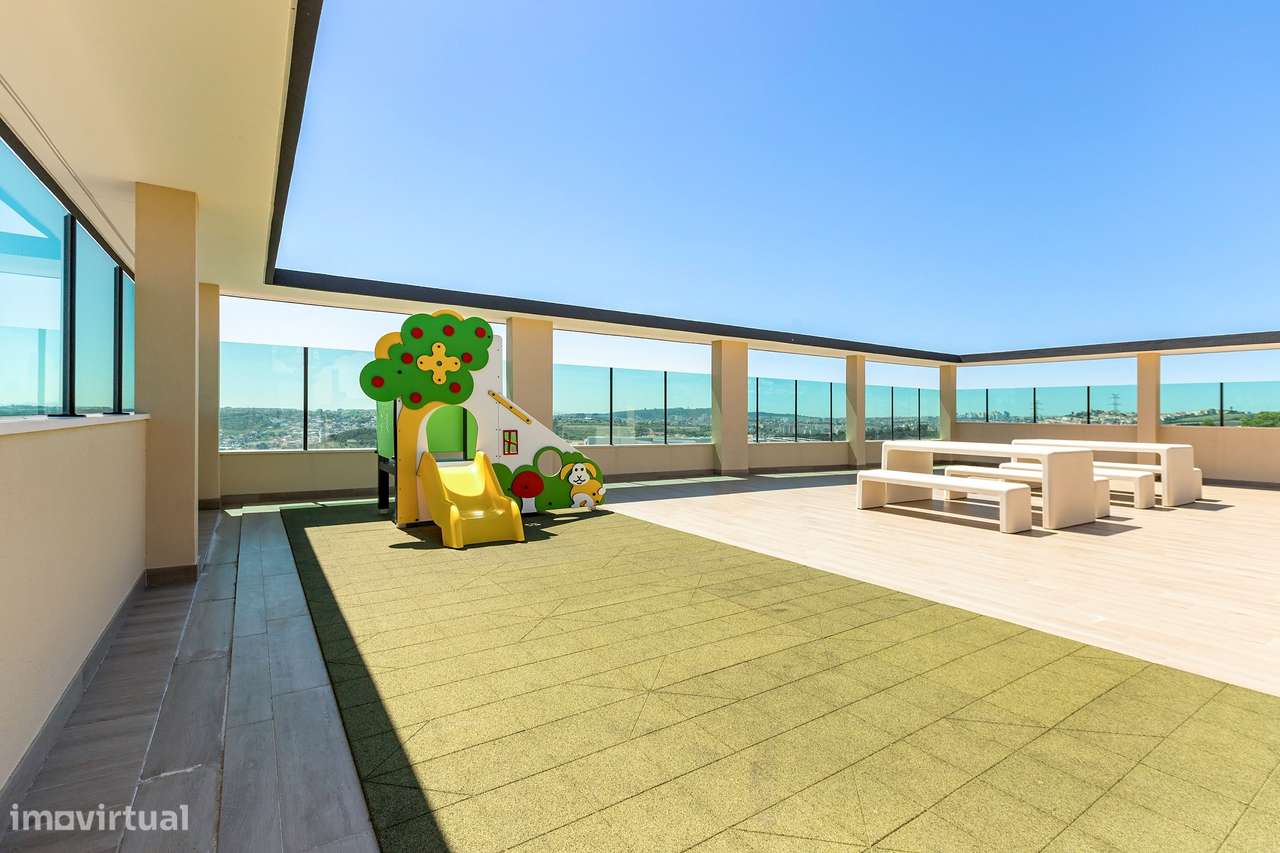 T3 Famões | Varandas | Piscina | Garagem-18