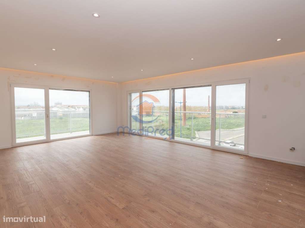 Corte Esteval - Grande imagem: 3/15