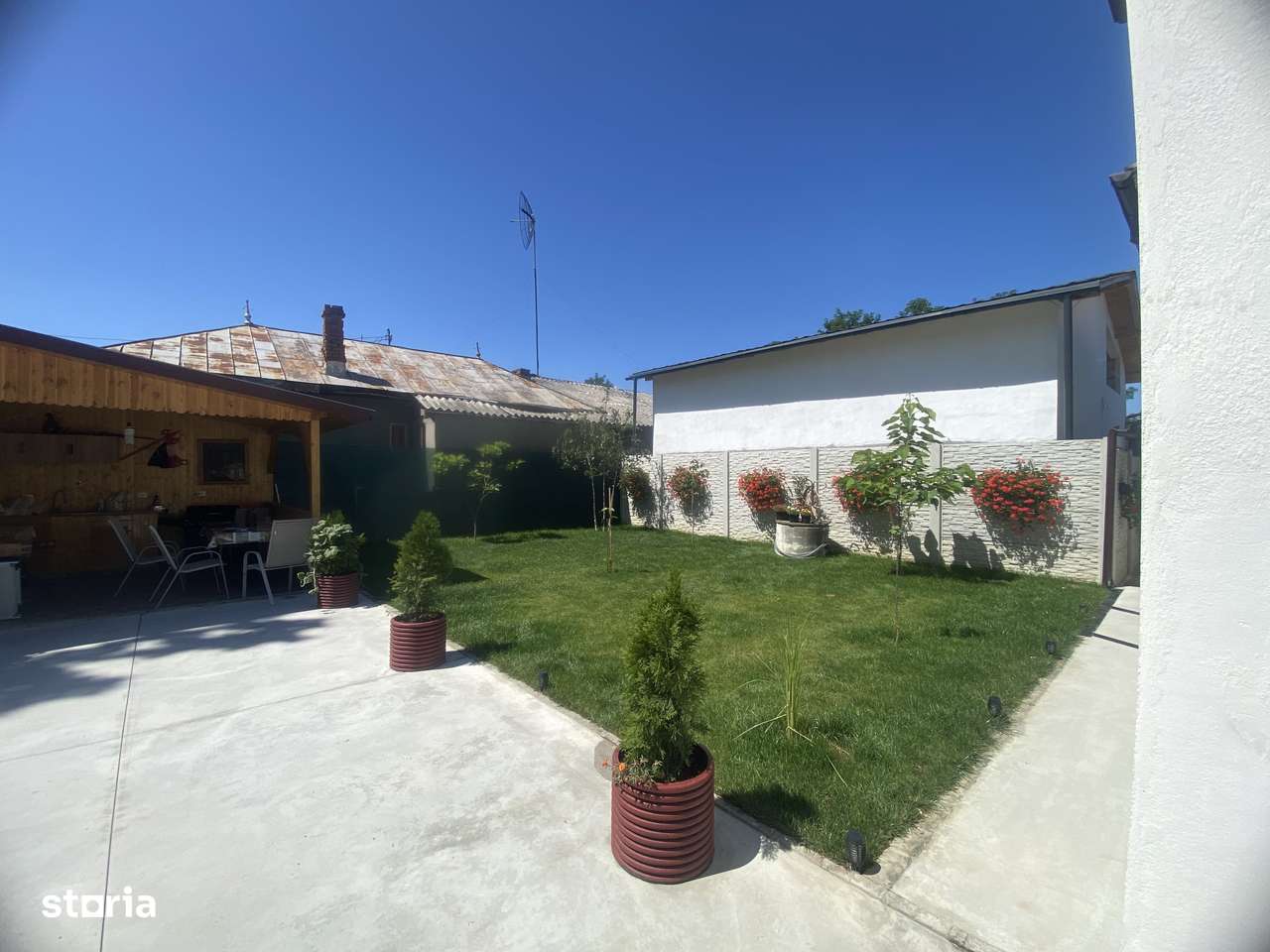 Gata de locuit! Vanzare casa cu 5 camere in Priboiu, com.Branesti-4