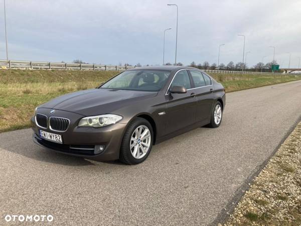 BMW Seria 5 520d - 2