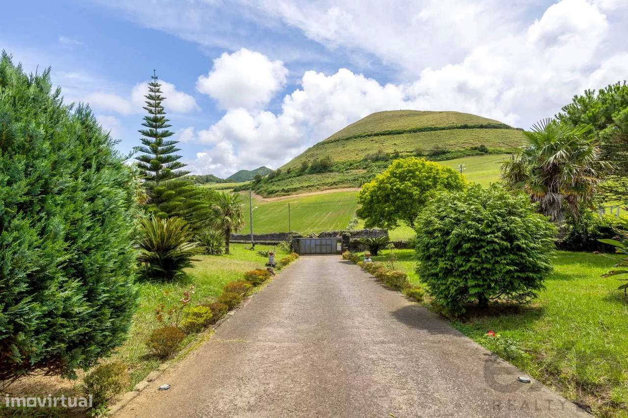 Moradia Isolada com Terreno de 6.250 m² – São Vicente Ferreira - Grande imagem: 4/60