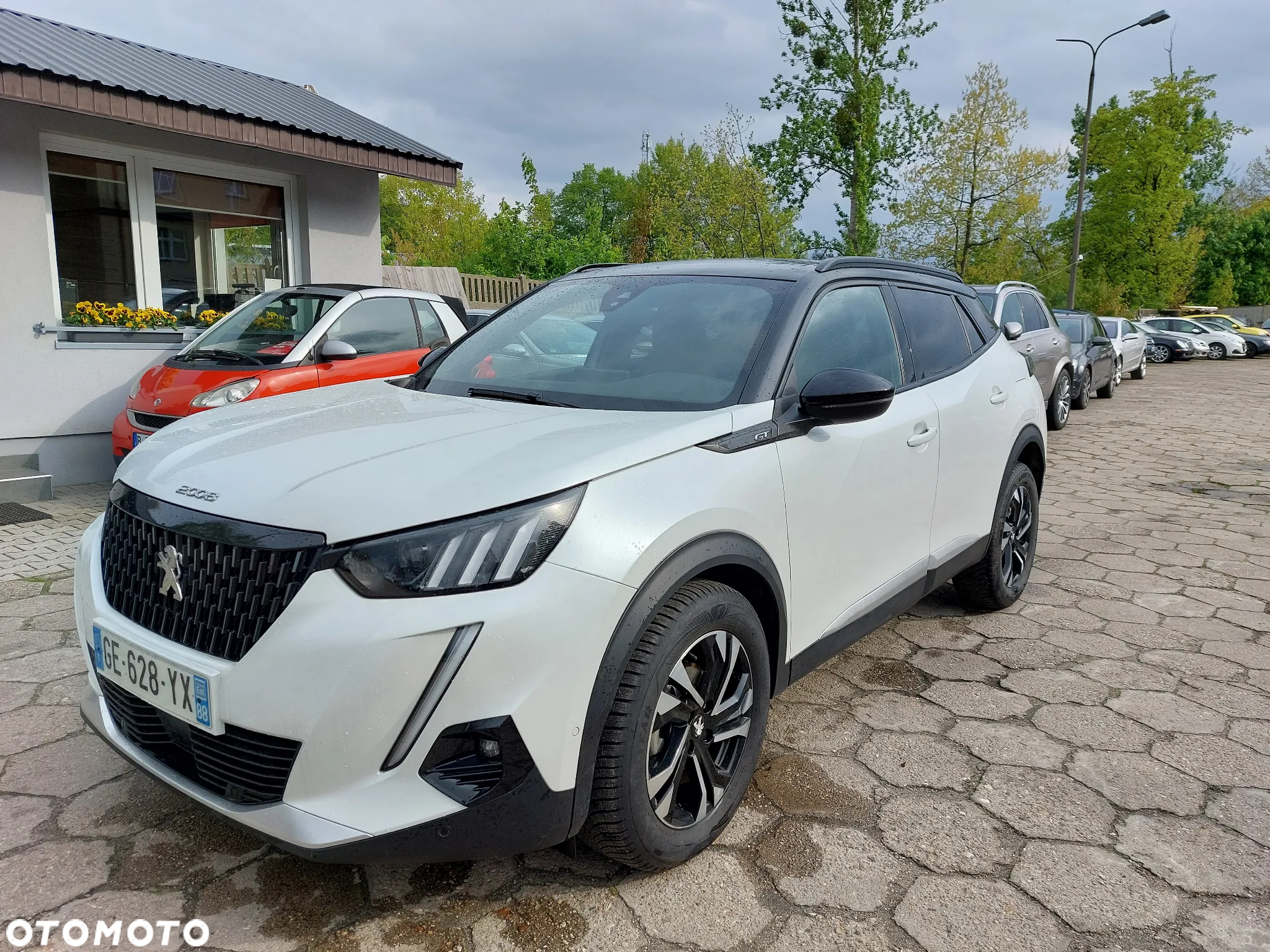 Peugeot 2008 1.2 PureTech GT S&S EAT8 - 3