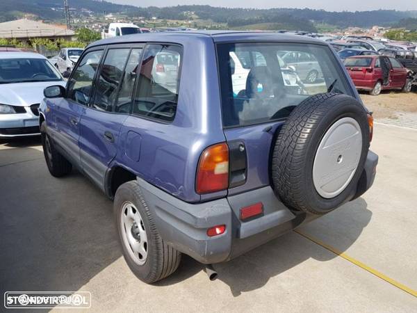 Toyota Rav4 1998 para peças - 2