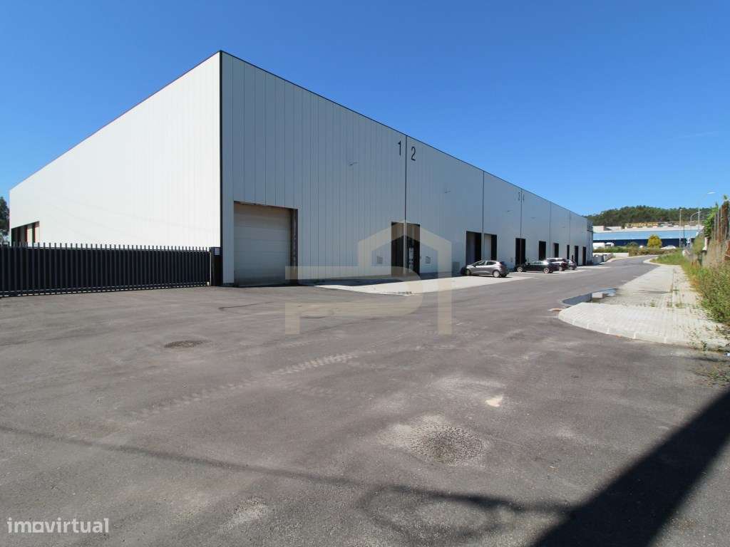 Arrenda-se Armazém - Grande imagem: 3/11