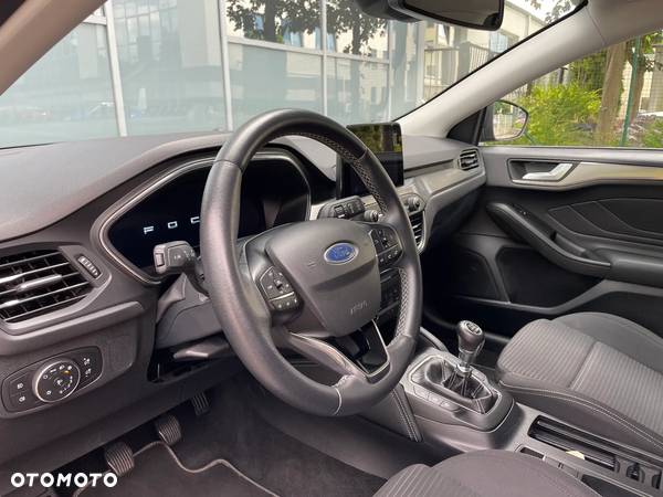 Ford Focus 1.0 EcoBoost mHEV Titanium X - 12