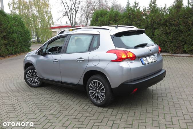 Peugeot 2008 - 10