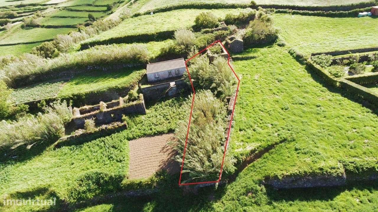 Oportunidade Única de Investimento – Ruína com Vista Mar e Serra | Lom - Grande imagem: 4/7