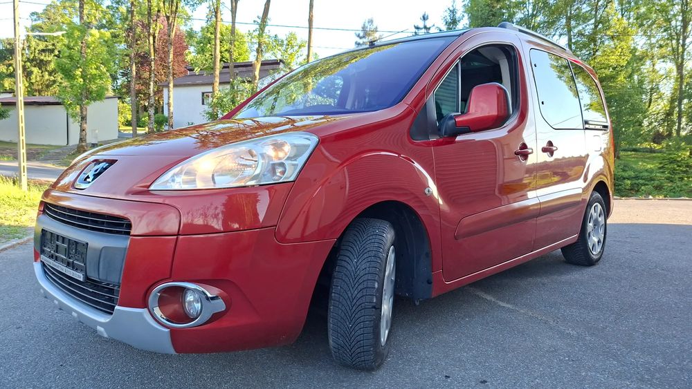 Peugeot Partner II 110 Tendance mit Familien-Paket 2009