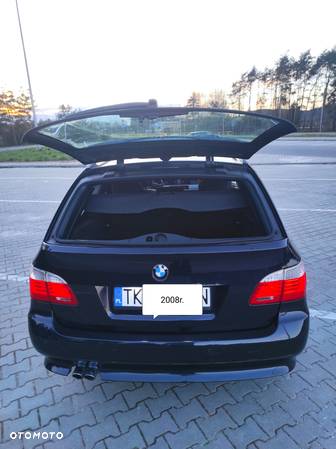 BMW Seria 5 525d Touring - 11