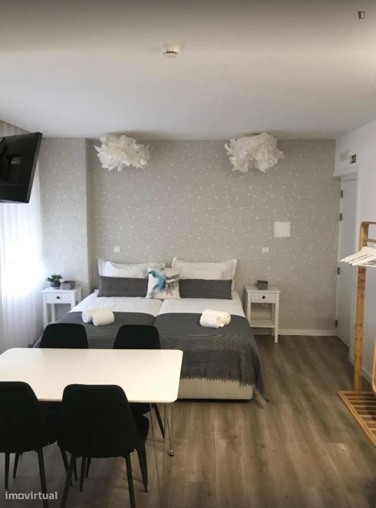 Estúdio - localizado em Baixa Coimbra - Grande imagem: 2/7