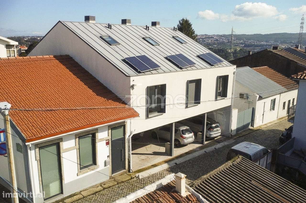 Moradia T3 com jardim - Grande imagem: 2/24