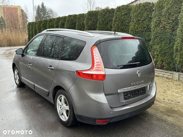 Renault Grand Scenic - 3